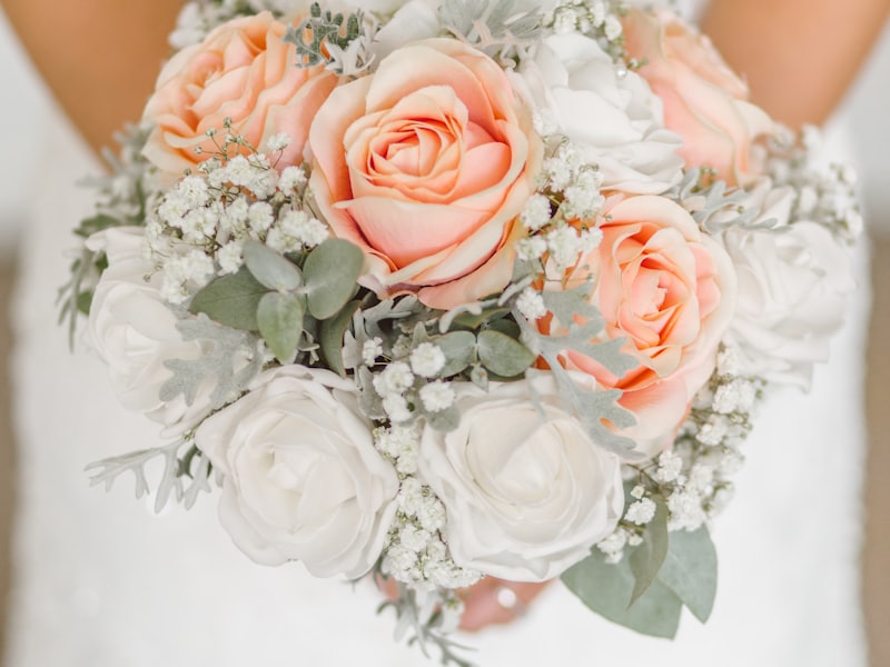 Bouquet de roses pâles